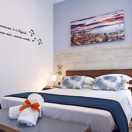 Bed and Breakfast La Dimora Luca Giordano Neapel Exterior foto