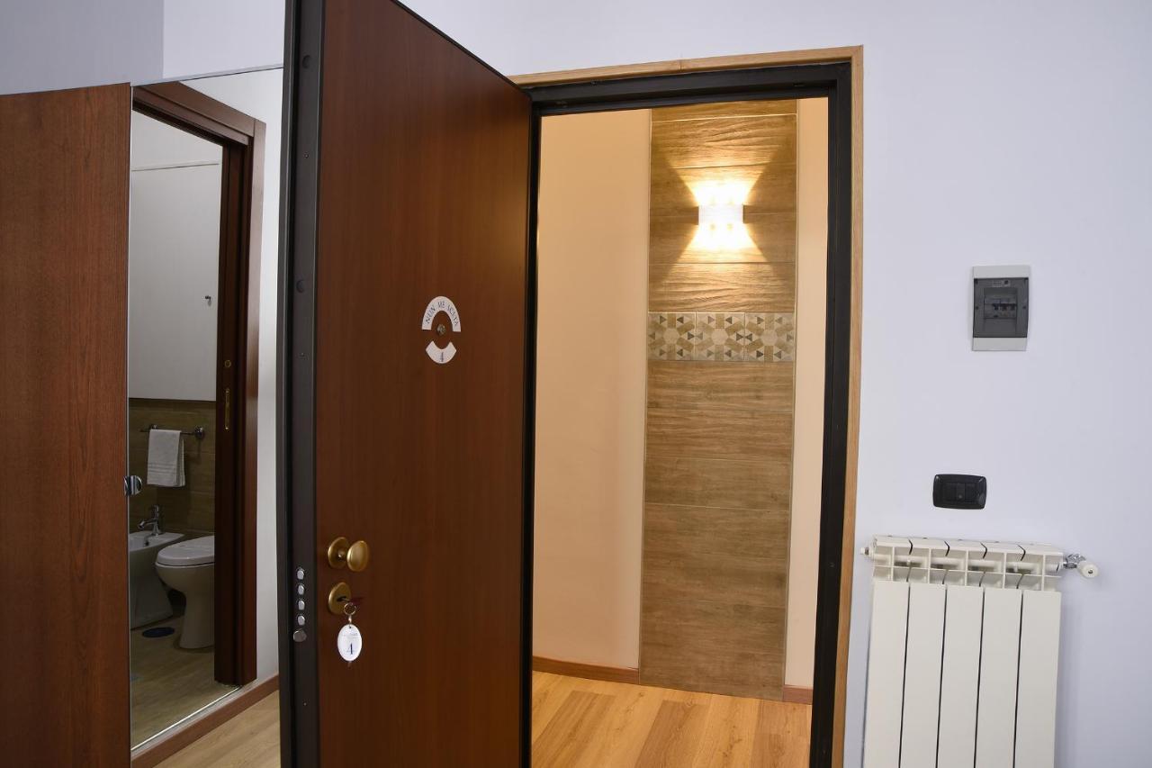 Bed and Breakfast La Dimora Luca Giordano Neapel Exterior foto