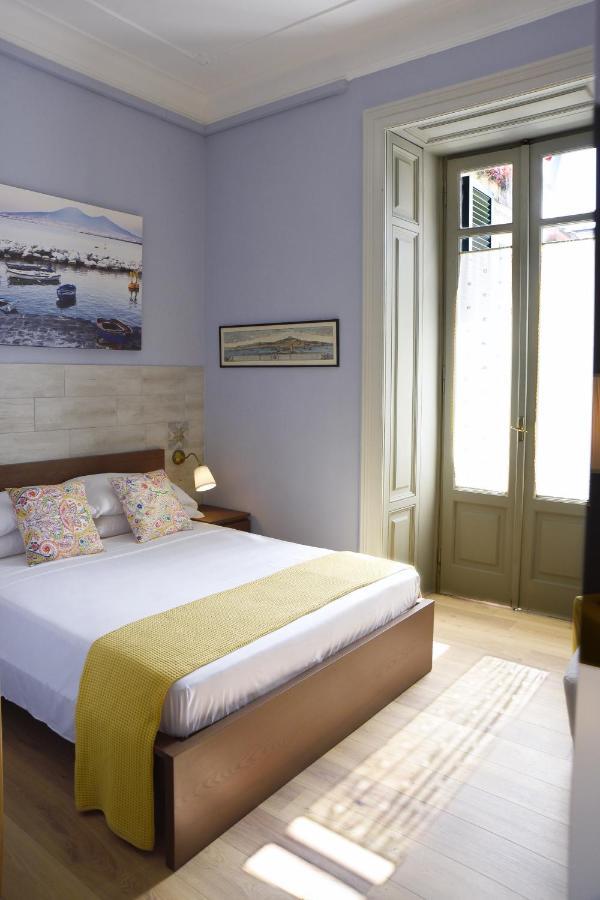 Bed and Breakfast La Dimora Luca Giordano Neapel Exterior foto