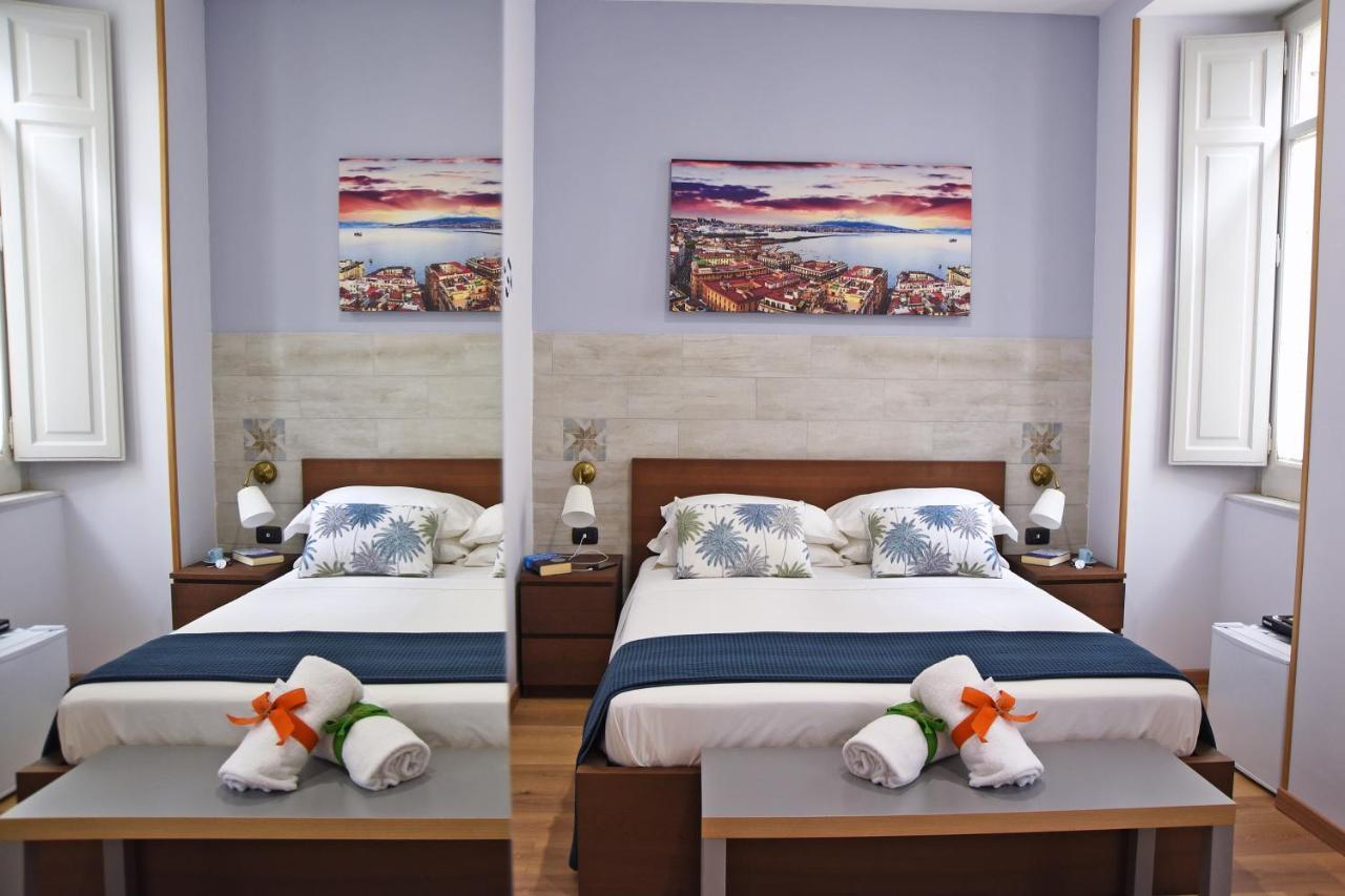 Bed and Breakfast La Dimora Luca Giordano Neapel Exterior foto