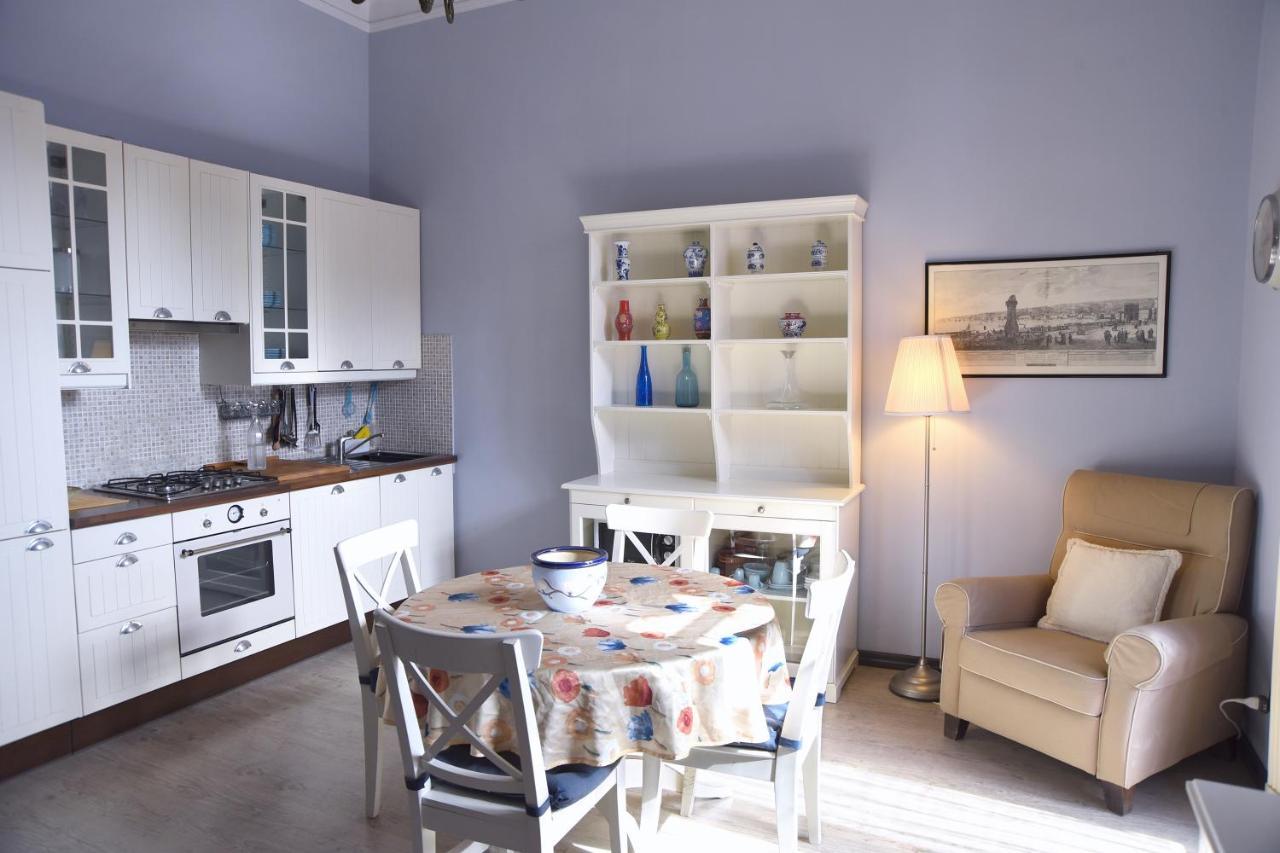 Bed and Breakfast La Dimora Luca Giordano Neapel Exterior foto