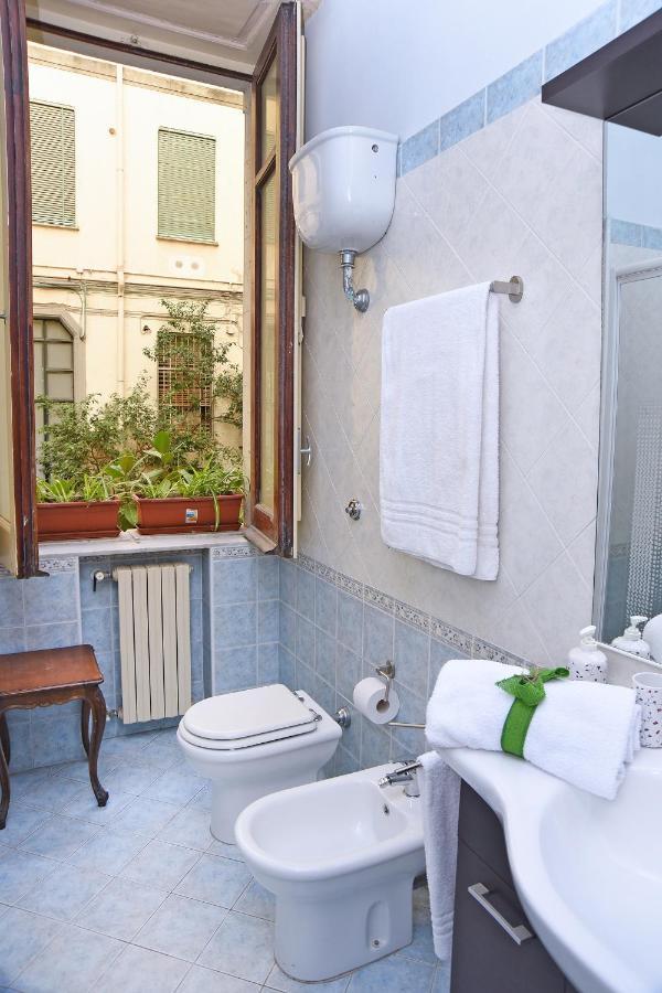 Bed and Breakfast La Dimora Luca Giordano Neapel Exterior foto
